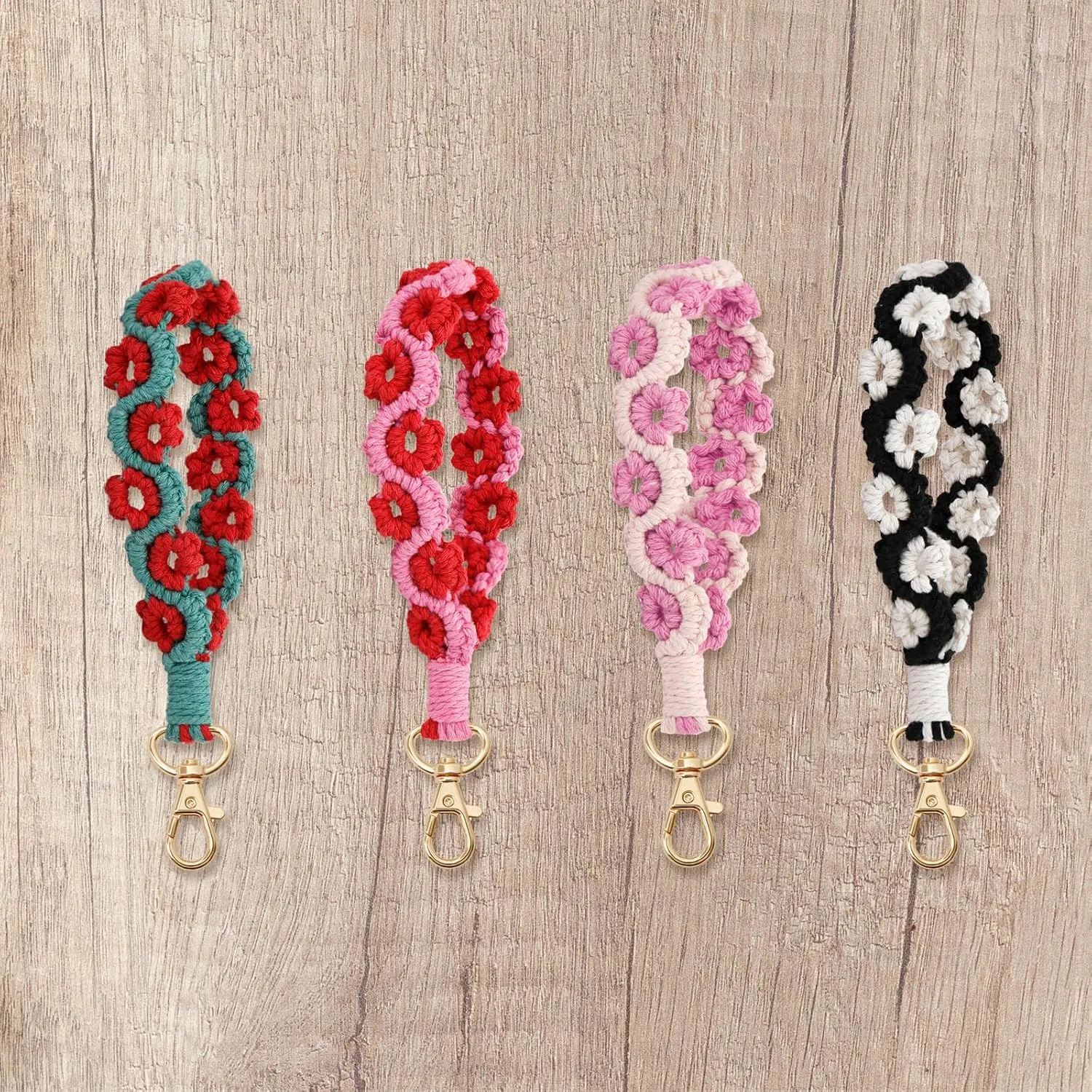 Boho Wristlet Keychain Key Lanyard for Women Wrist Keychain Wristlet Bracelet Macrame Flower Keychain for Car Key