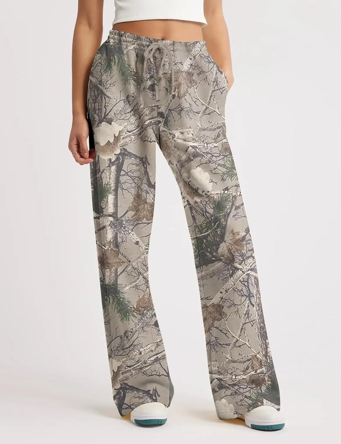 Camo Pants Women Baggy Fleece Y2K Camouflage Cargo Pants High Waisted Wide Leg Drawstring Jogger Sweatpants