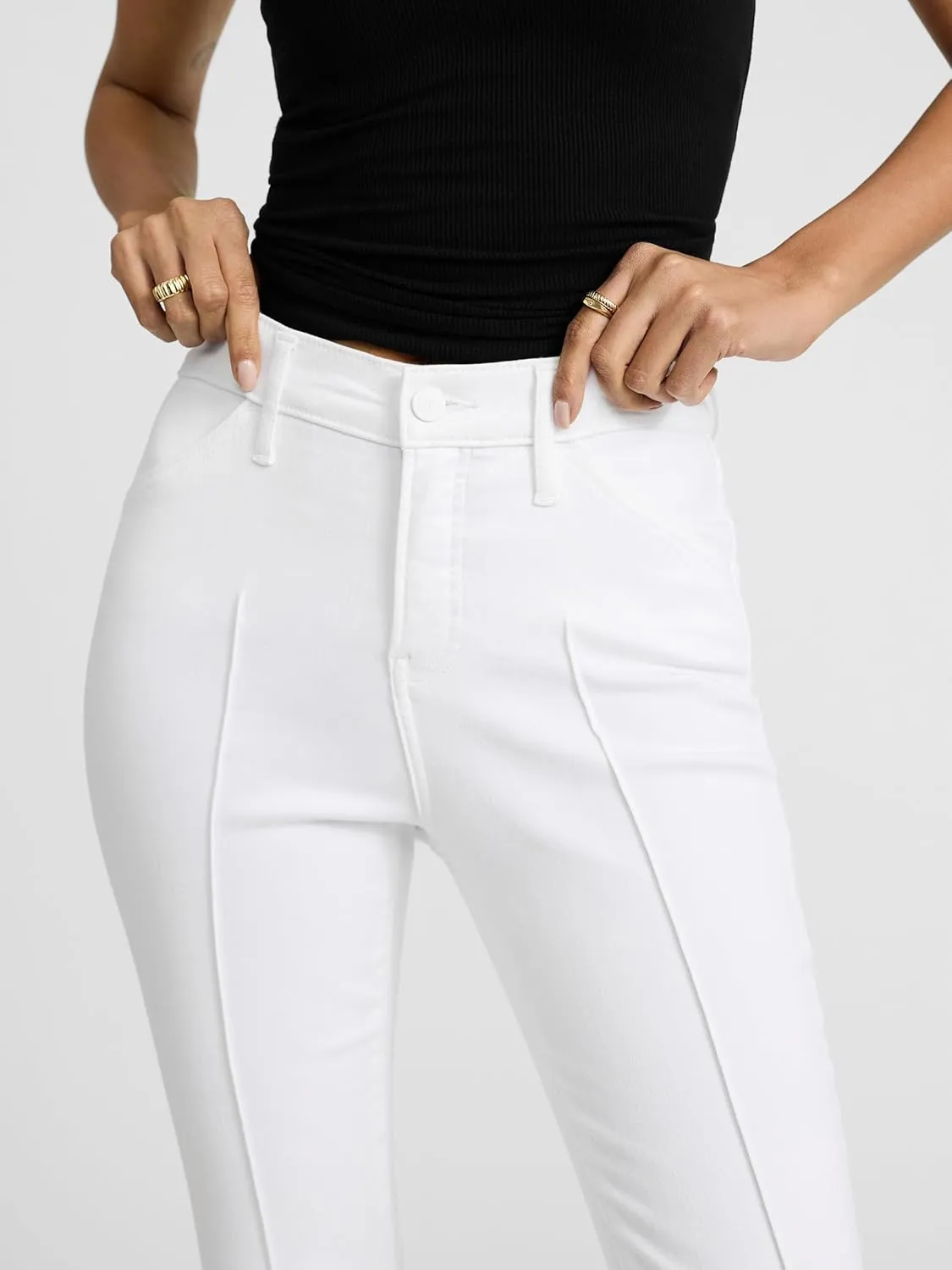 EXPRESS Womens MID Rise Skyscraper Jeans with Pintuck