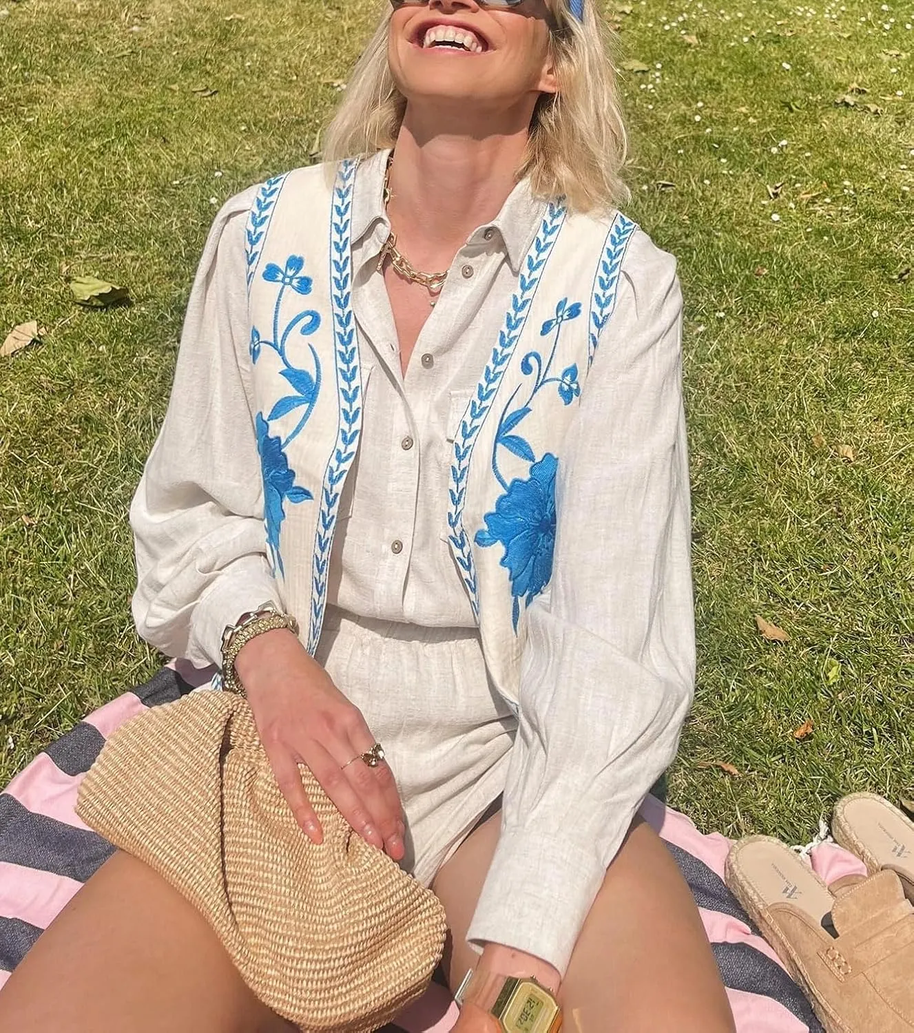 hathne Women's Floral Embroidered Vest Boho Vintage Sleeveless Open Front Cardigan Shirt Vests Waistcoat