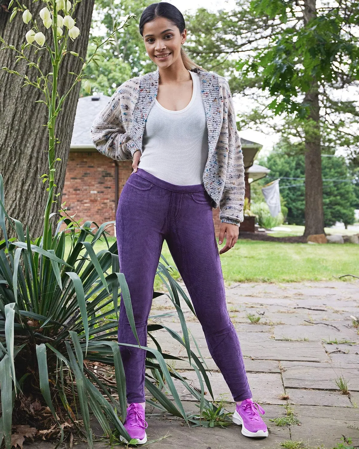 MeMoi Thin-Rib Slim-Cut Stretch Corduroy Leggings