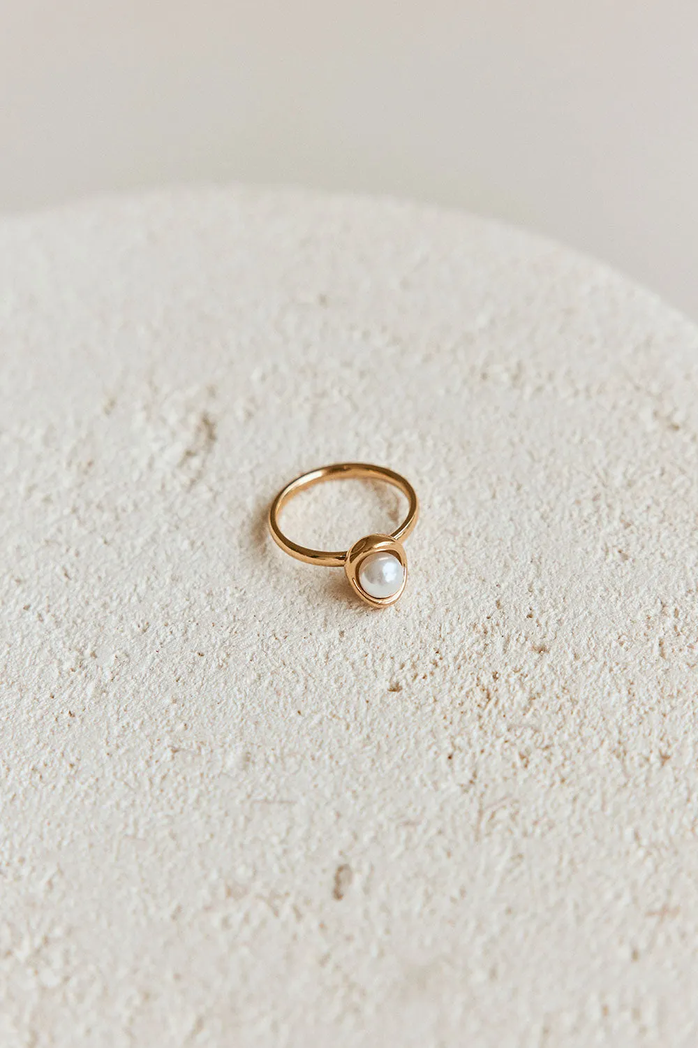 Neela Pearl Ring