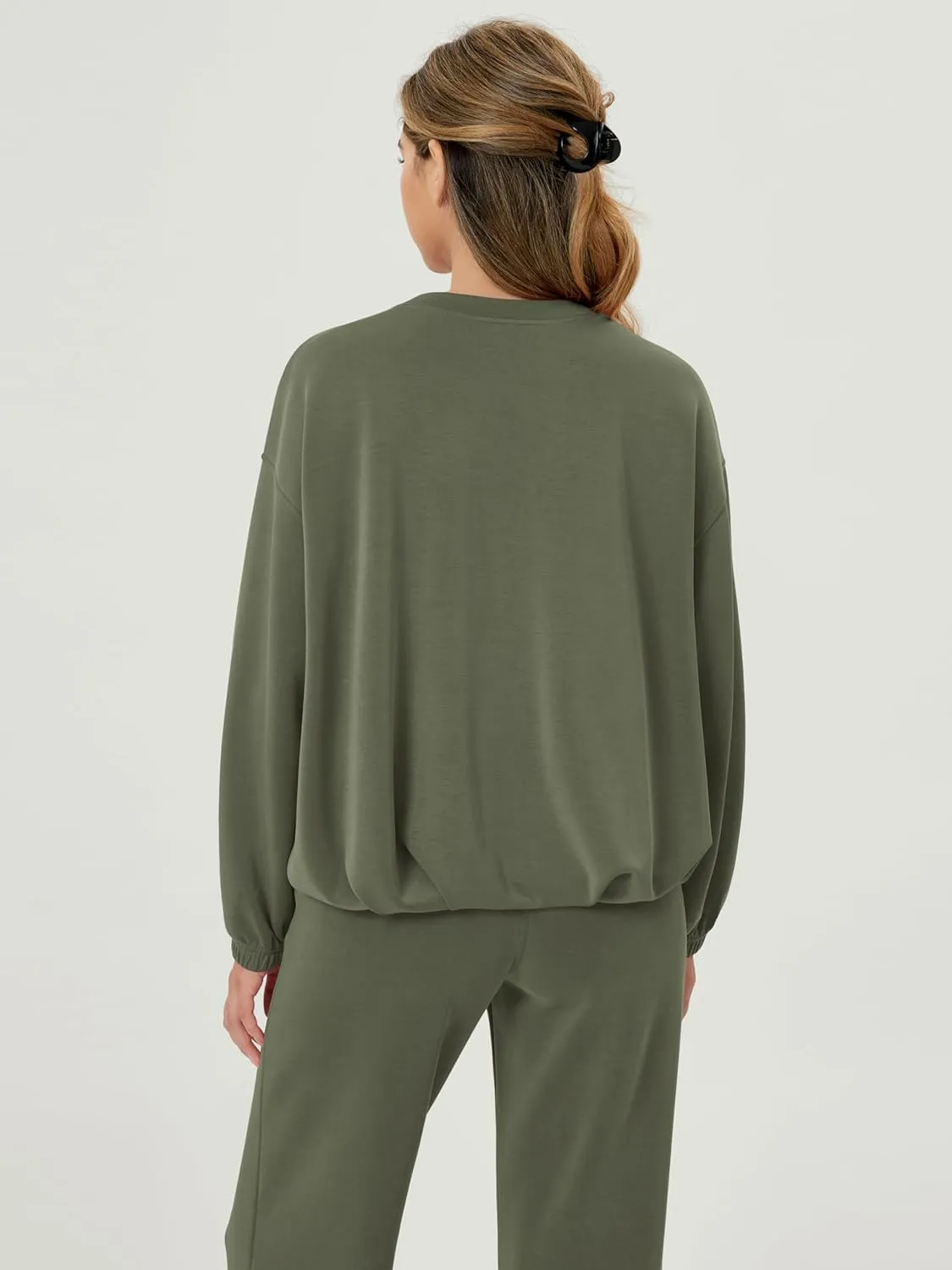 ODODOS Women's Modal Soft Bubble Hem Sweatshirts Long Sleeve Oversized Top Crew Neck Casual Pullover