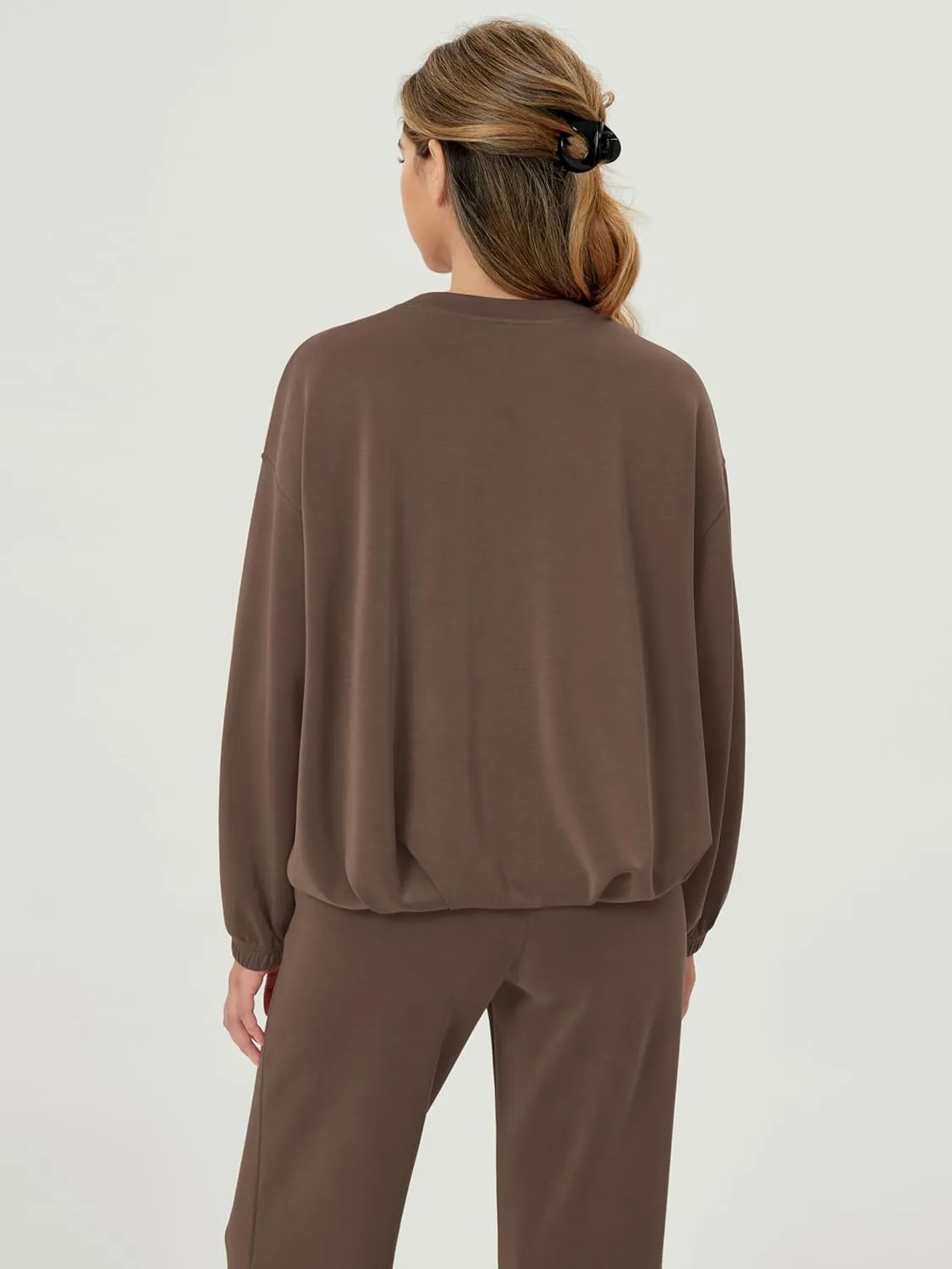 ODODOS Women's Modal Soft Bubble Hem Sweatshirts Long Sleeve Oversized Top Crew Neck Casual Pullover