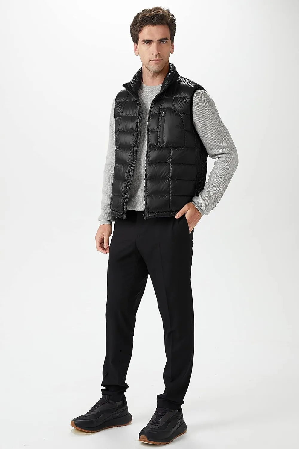 Orolay Men's Ultra Lightweight Down Vests Quilted Packable Winter Vest with Stand Collar