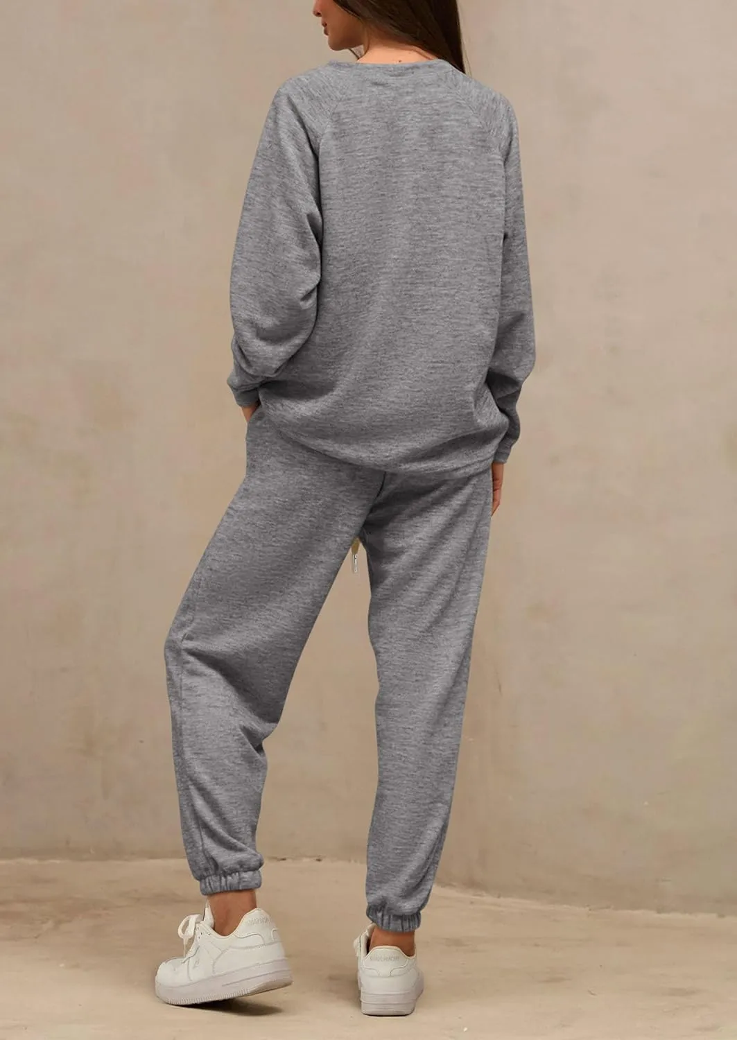 PRETTYGARDEN Women's 2 Piece Tracksuit Outfits Casual Long Sleeve Top High Waisted Sweatpants Lounge Jogger Set