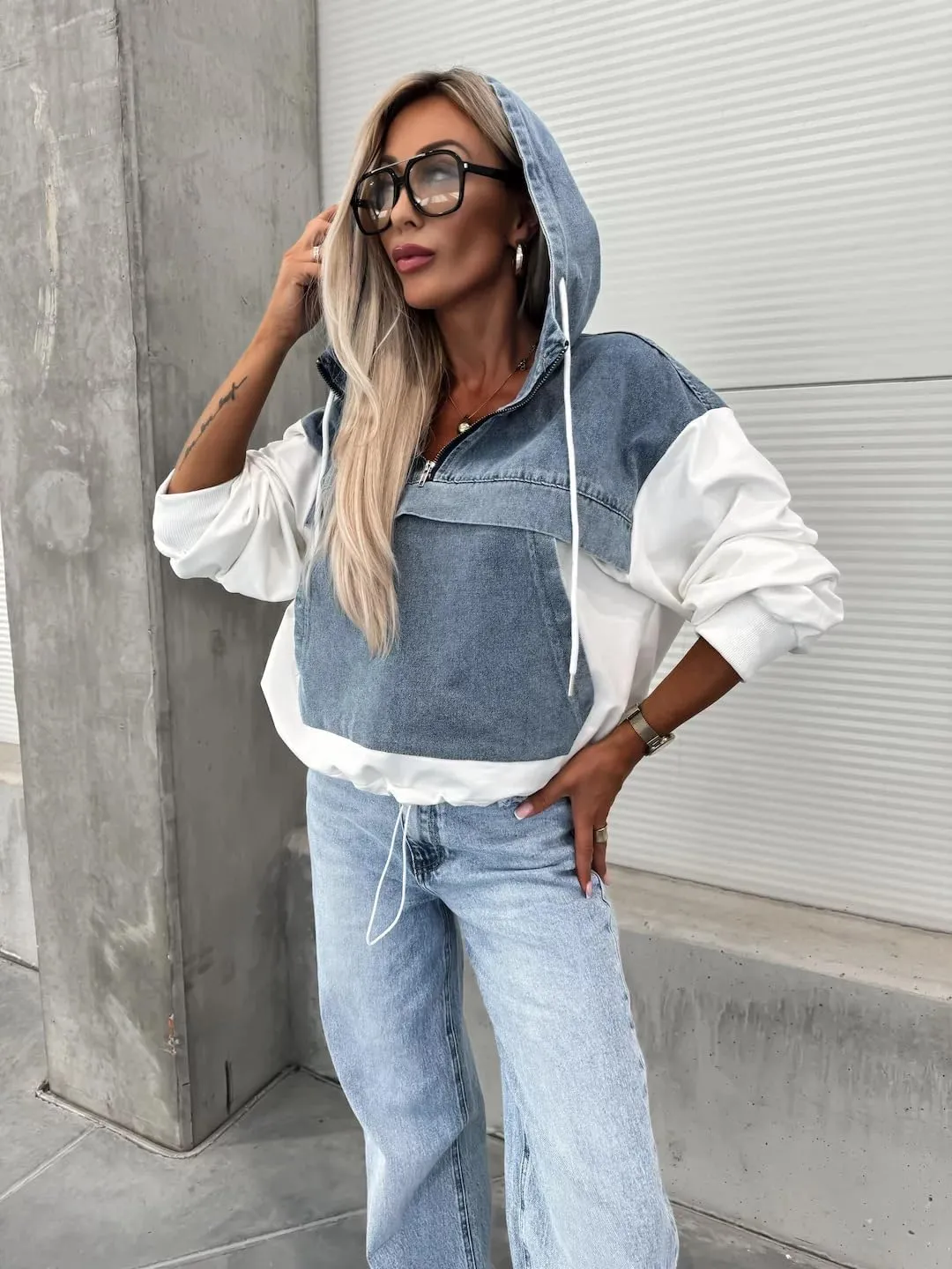 utcoco Womens Denim Patchwork 1/4 Zip Hoodies 2024 Fall Fashion Oversized Long Sleeve Sweatshirt Pullover Tops
