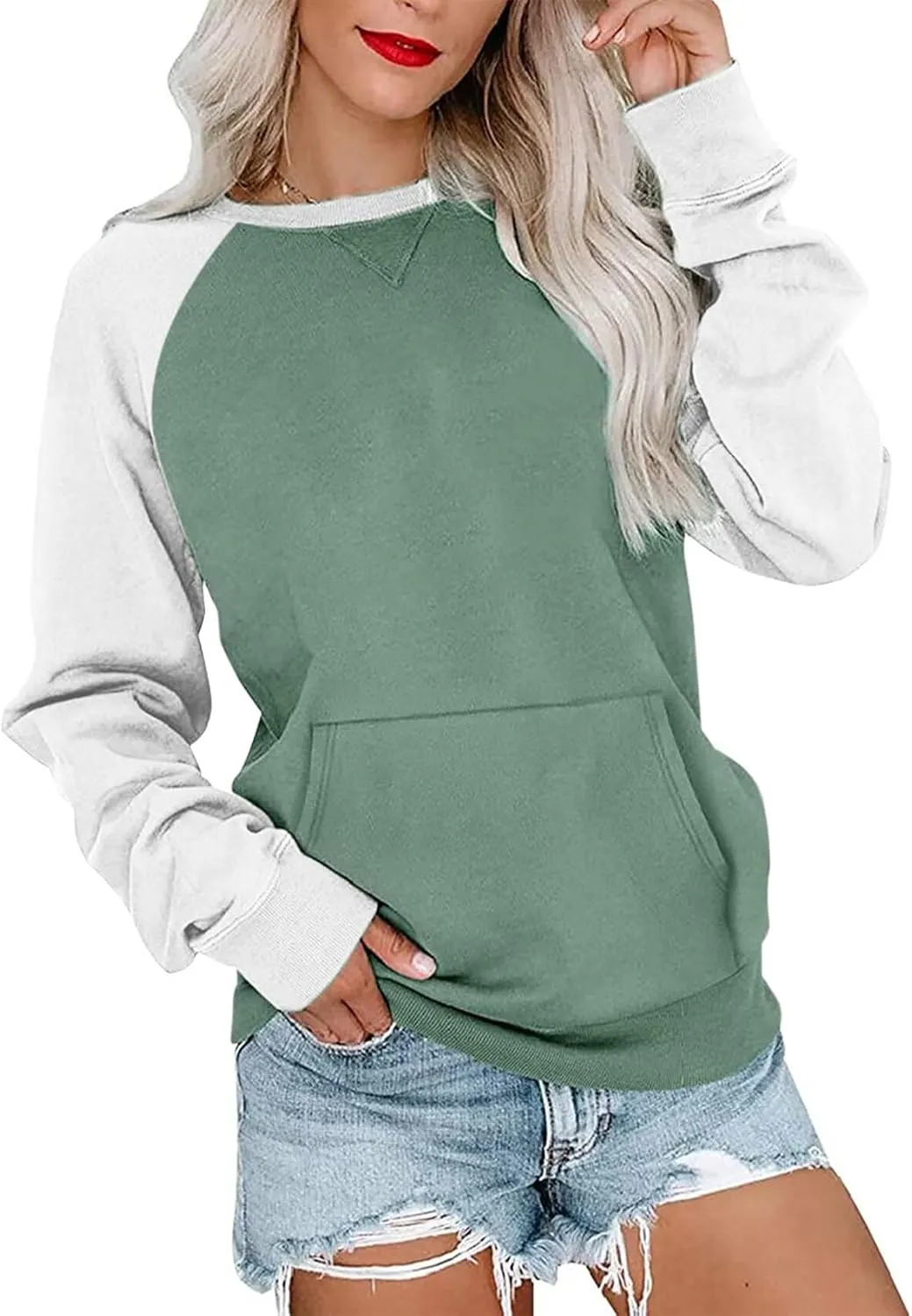 Womens Long Sleeve Sweatshirt Casual Crewneck Cute Pullover Tops Lightweight Sweatshirt with Pocket