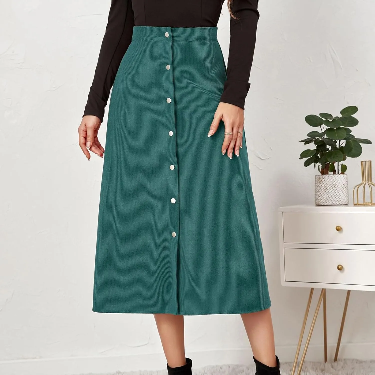 Women's Mini/Mid-Length Corduroy Skirts Casual Fashion Skirts A-Line Button Down Work Outfits Wear with Shirts